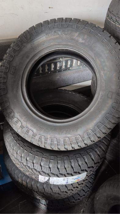 245/70/16 111Н XLGeneral Grabber AT2