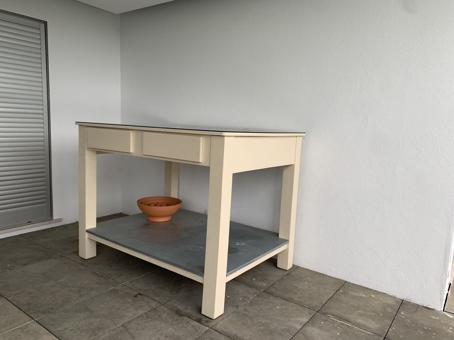 Cadeiras e Mesa Madeira