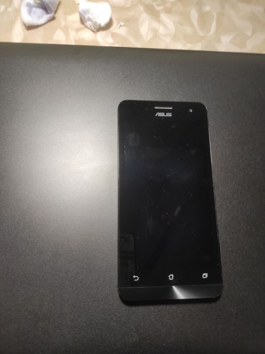 Мобильный телефон Asus ZenFone 5 T00J