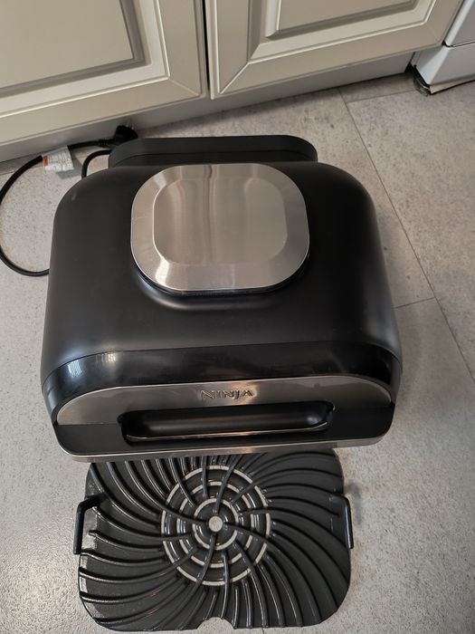 Frytkownica beztłuszczowa Ninja foodi max grill