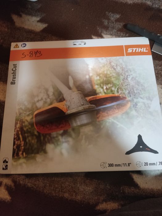 Trojzab 300x20mm STIHL brushCut