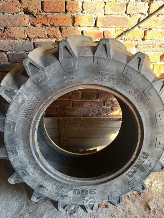 Opona pirelli 380/70r 24