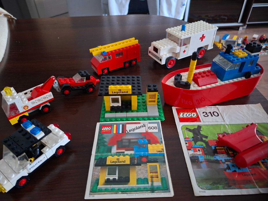 Sprzedam kolekcje lego legoland i nie tylko.