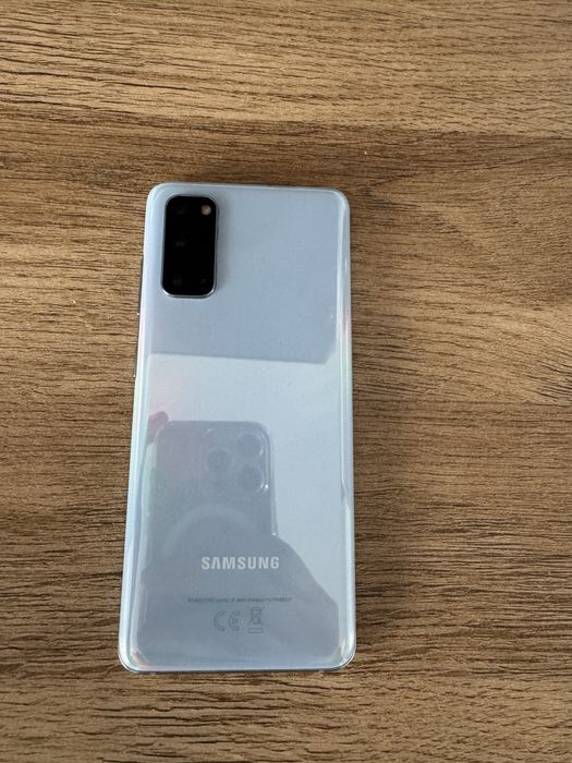 Samsung s20 Стан ідеал,розбитий екран