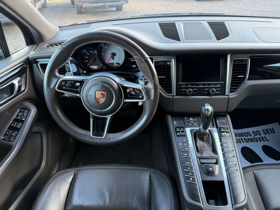 Porsche Macan S
