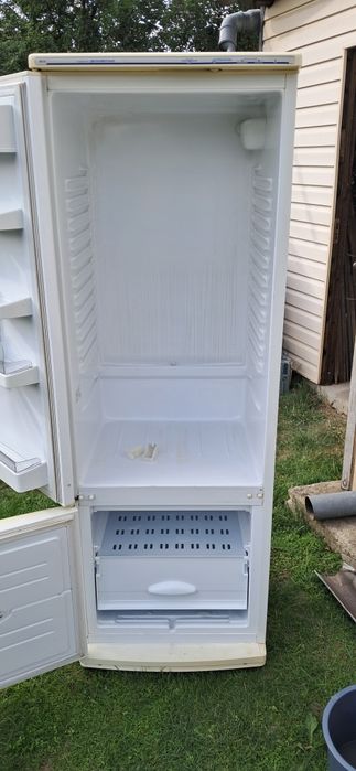 Продаю холодильник