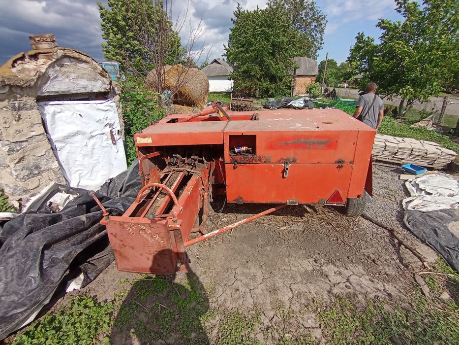 Продам тюкопрес FAHR