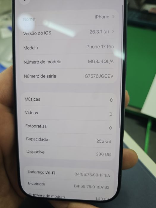 iphone 17 pro  256gb 100%