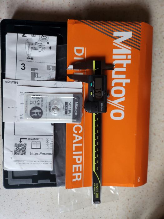 Mitutoyo Suwmiarka Digimatic Caliper.