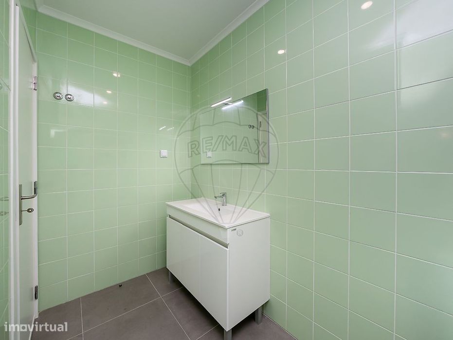 Apartamento T4 para arrendamento