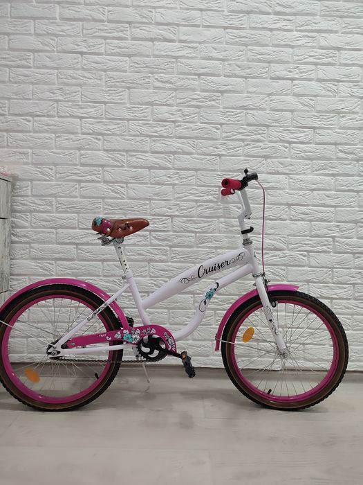 Велосипед для дівчинки Cruiser 20 в хорошому стані