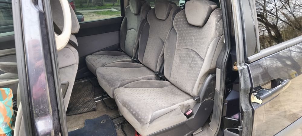 Продам пежо  2л дизель