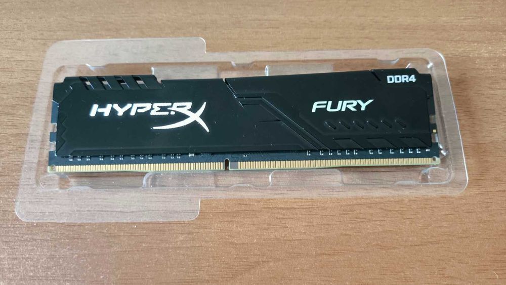 Продам Kingston DDR4 8GB 2400Mhz HyperX FURY Black