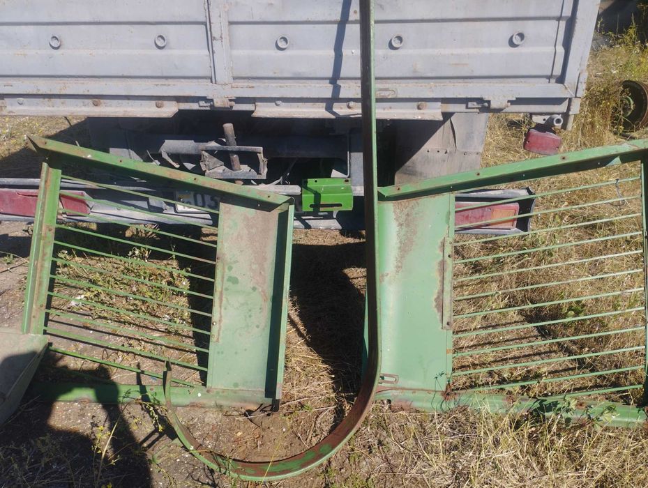 Задні колеса пара John Deere з дисками 125/80-18 бу