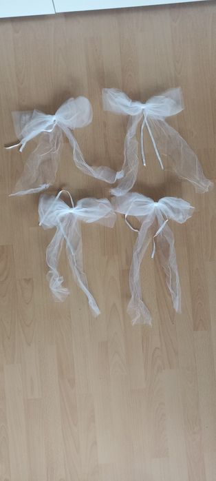 Tiulowe kokardy na klamki do ślubu