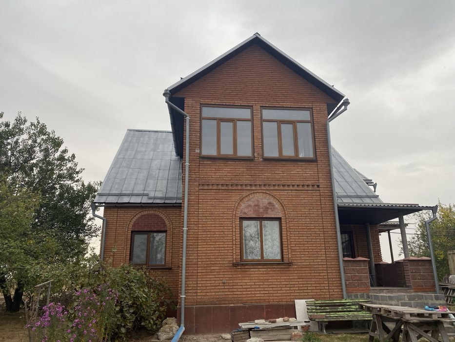 Продам будинок с.Мокрець