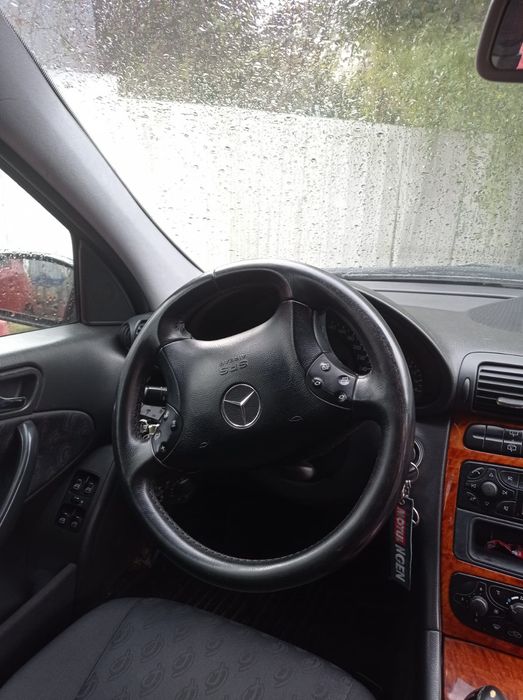 Mercedes w 203  2.2cdi