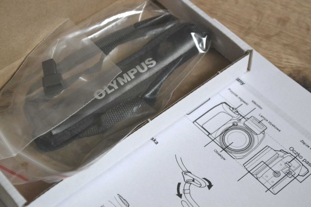 pasek do aparat cyfrowy OLYMPUS SP510 SP-500 i podobne na ramię 8/25mm