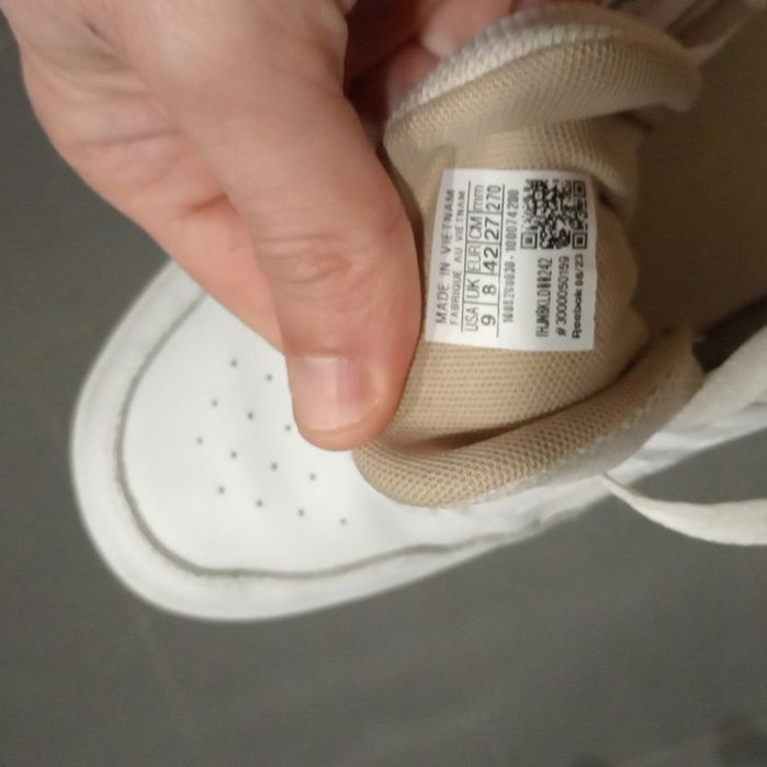 Título: Reebok Court White/Oat – Como novos