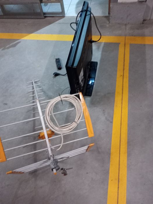 Telewizor Samsung 32/pilot/antena