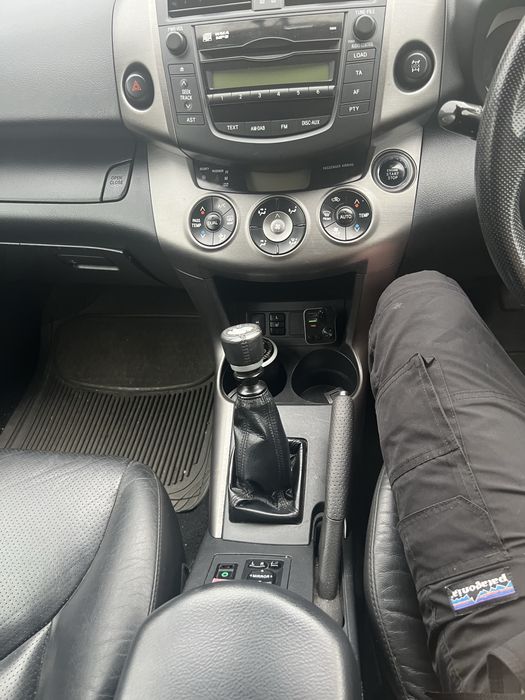 Продам Toyota rav4