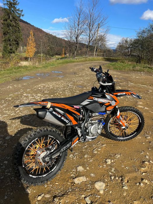 Продам мотоцикл Geon Dakar GNS 300