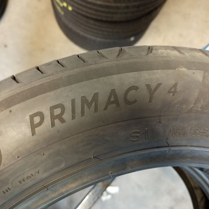 205/60/R16 Michelin Primacy 4