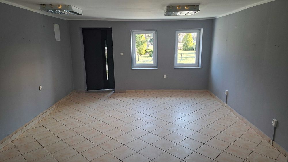 Lokale do wynajęcia – 26 m2 i 35m2 – Filipów – centrum – parter