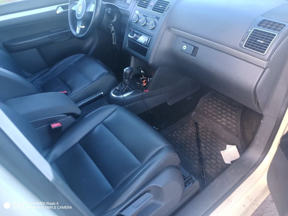 Wv Touran 1,6 TDI automat 7 osób