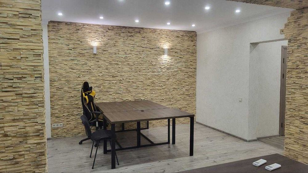 Офіс ЖК Комфорт Таун Сучасний ремонт!