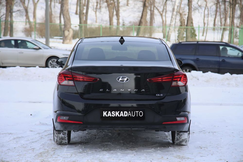 Hyundai Elantra 2020