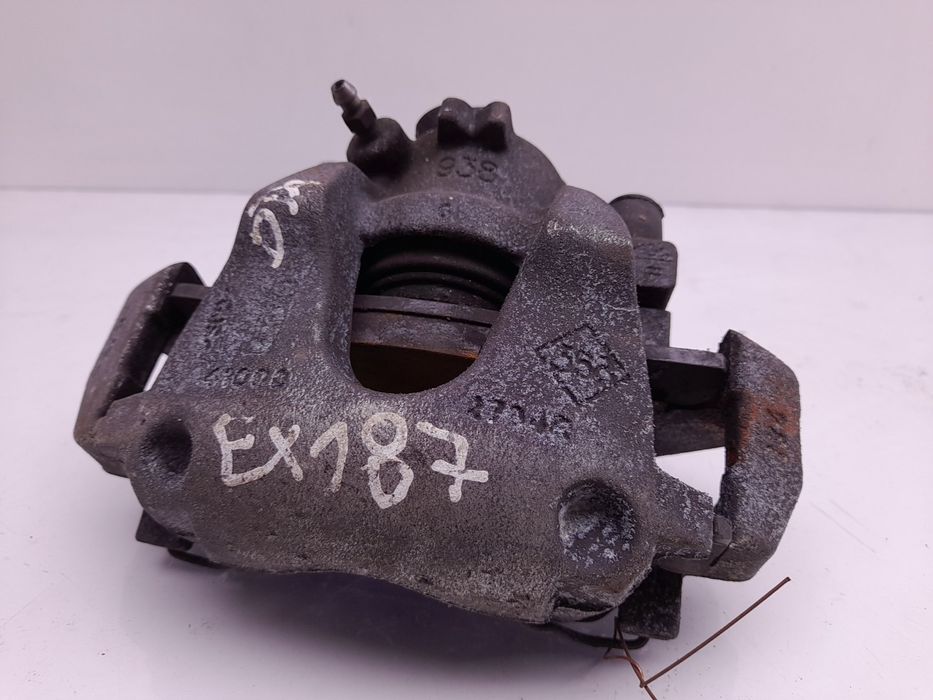 Pinça travão / maxila de travão frente direita RENAULT Clio IV (BH_)