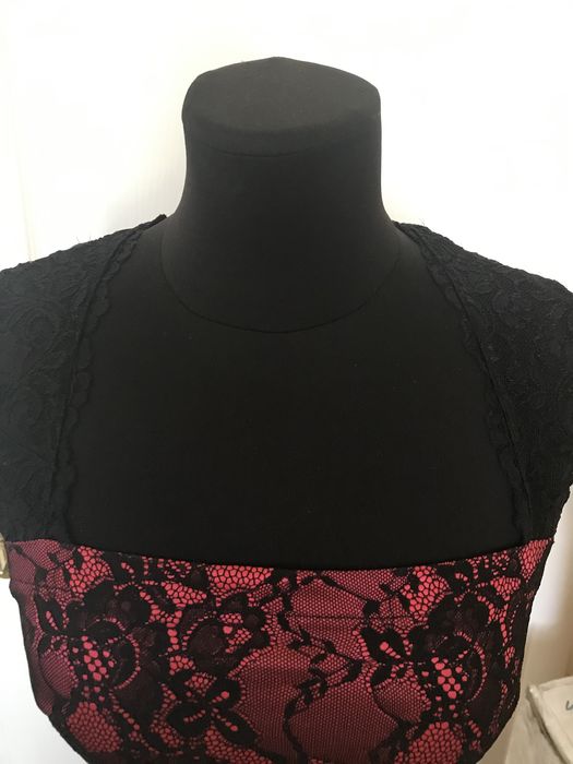 Платья, юбки, костюмы