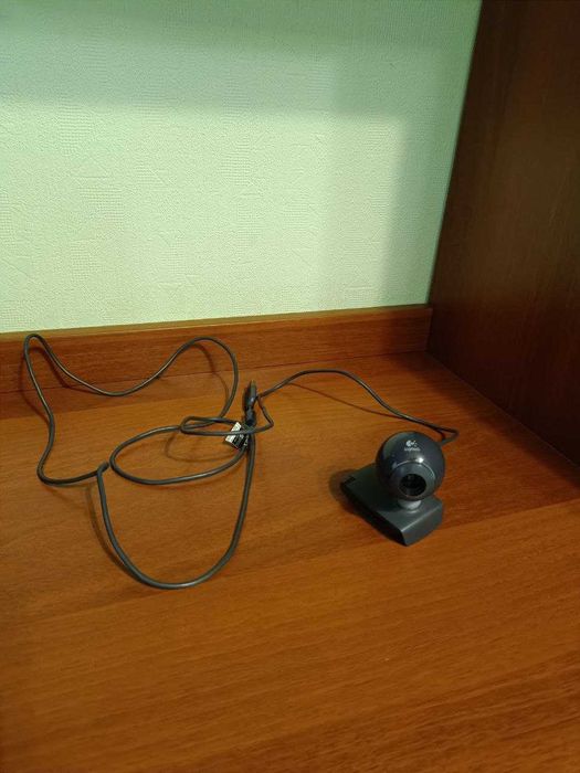 Веб-камера Logitech C200 V-u0011