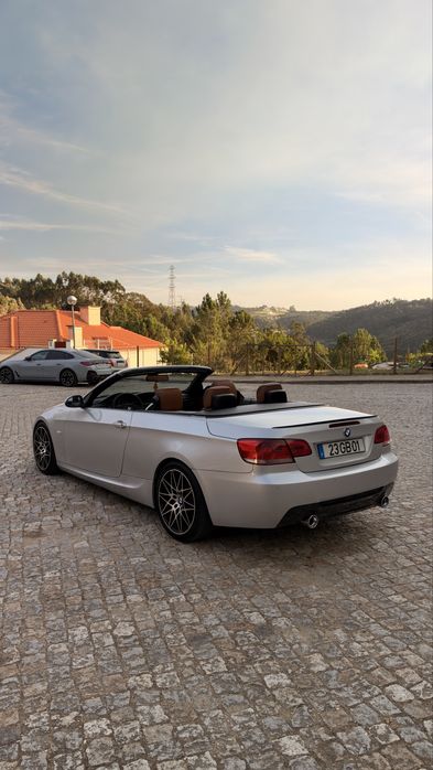 BMW E93 320d Cabrio Pack M — photo 2