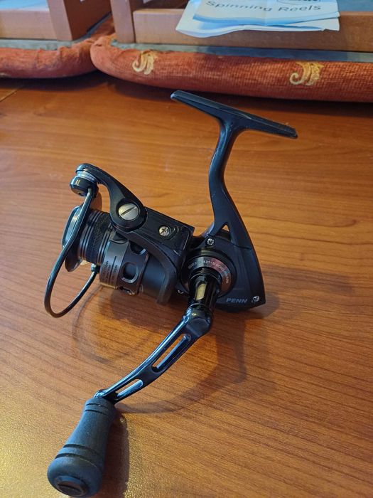 Kołowrotek Penn  CFT3000