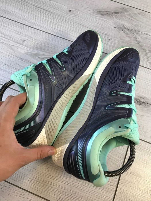 Buty do biegania Saucony Hurricane ISO rozm. 42