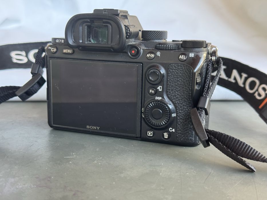 Sony alpha 7 III  como nova