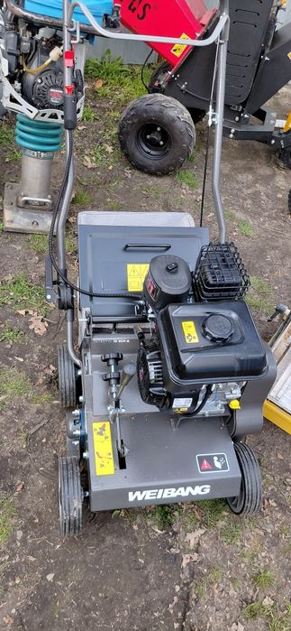 Wynajem Wertykulator spalinowy Najlepszy Glebogryzarka Cedrus Bardzo mocna  Rębak do gałęzi Bardzo mocny Cedrus  Frezarka do pni obrotowa Zagęszczarka