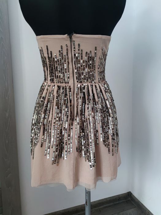 Sukienka  z cekinami Topshop