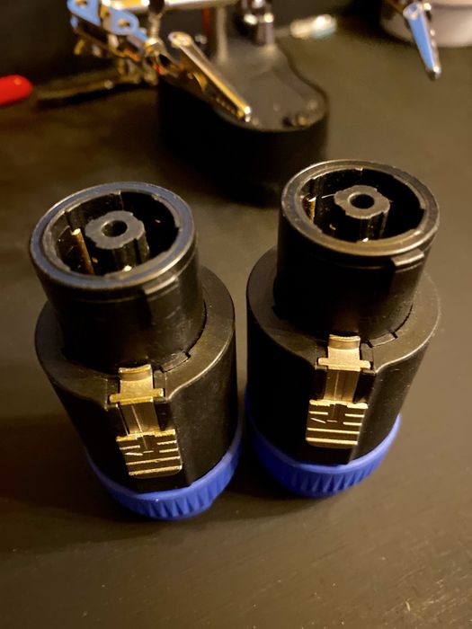 Neutrik NL8 (new)64284480851201121