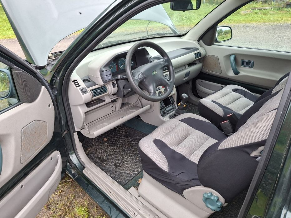 Land rover frelander 1
