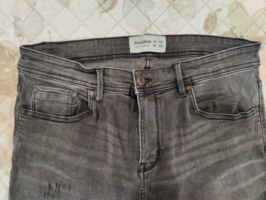 Calças Pull & Bear tam. 42 em bom estado