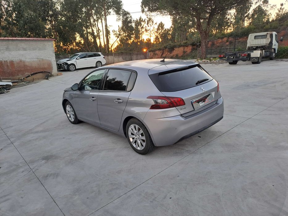 Peugeot 308 1.2 THP, 2019
