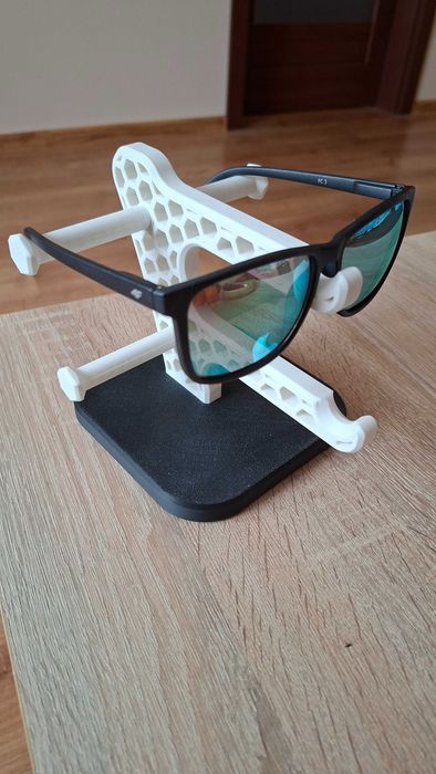 Stojak na okulary!