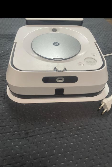 Irobot bravia jet m6
