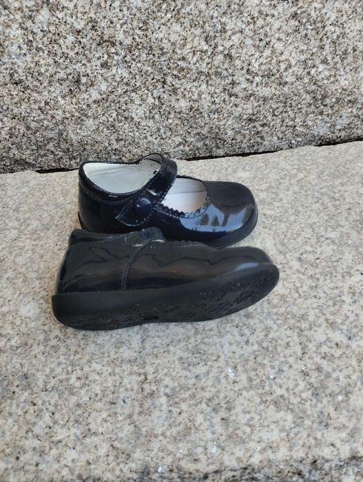 Sapatos bebe em azul marinho