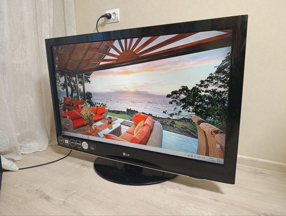 Телевізор LG 42LD420-ZA