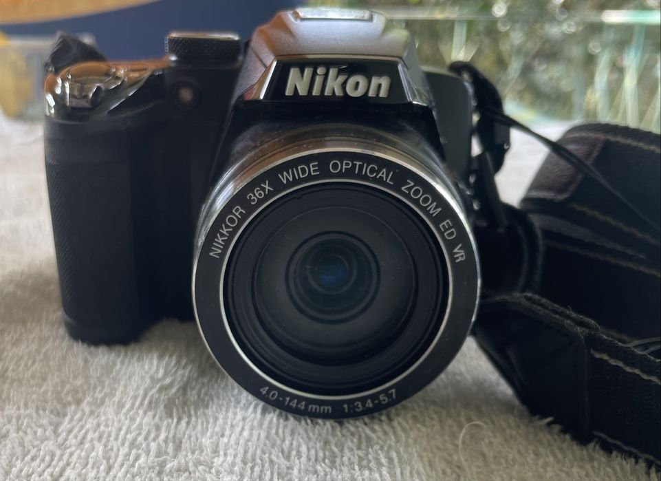 Vendo maquina fotografica NiKON COOLPIX P500