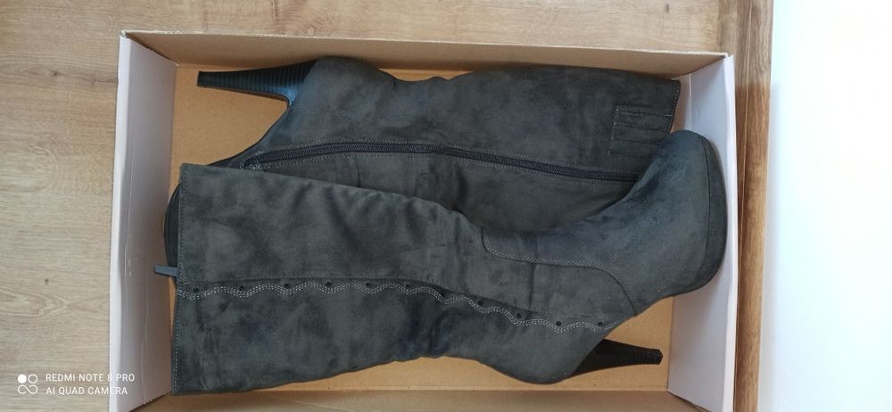 Kozaki Jennifer &Jennifer rozm. 40